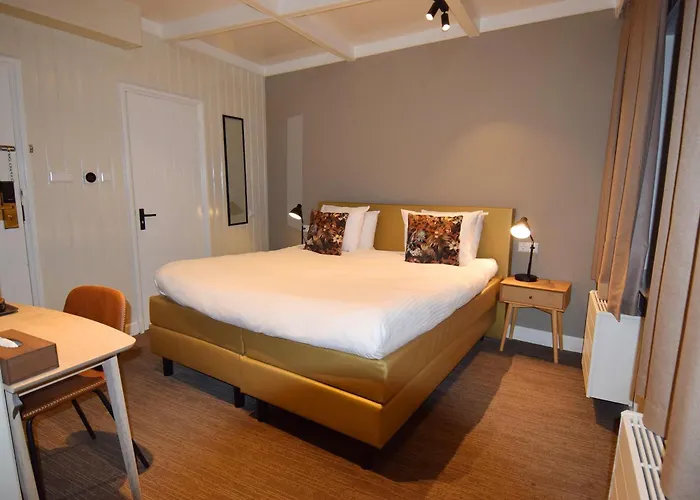 Spaander Bw Signature Collection Volendam