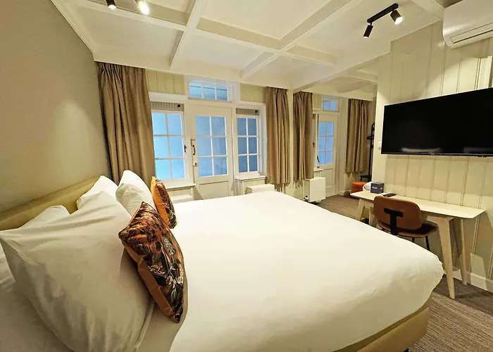 Spaander Bw Signature Collection Volendam